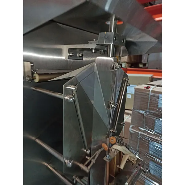 Машина фасовочно-упаковочная для жидкости Foodatlas SJ-1000  Машина фасовочно-упаковочная для жидкости Foodatlas SJ-1000