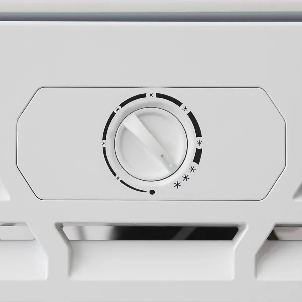 Шкаф холодильный Бирюса 521RN