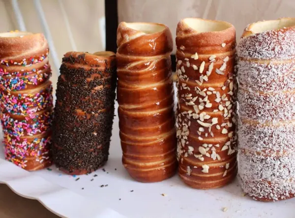 Аппарат для трдельников Kocateq DH Kurtos NW для фаст-фуда - улучшите ваш сервис Аппарат для трдельников Kocateq DH Kurtos NW - современное оборудование для фаст-фуда