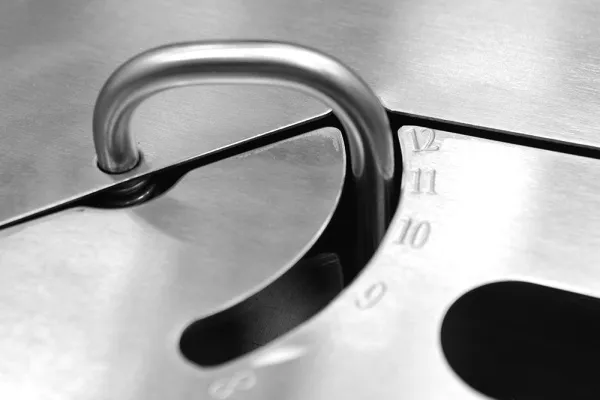 Диспенсер тарелок Kocateq DRN2 в ЦИРИ - улучшите ваше предложение самообслуживания Диспенсер тарелок Kocateq DRN2 - модернизируйте вашу линию раздачи и салат-бар