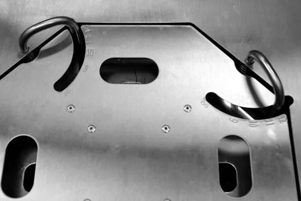 Диспенсер тарелок Kocateq DRN2 в ЦИРИ - улучшите ваше предложение самообслуживания Диспенсер тарелок Kocateq DRN2 - модернизируйте вашу линию раздачи и салат-бар