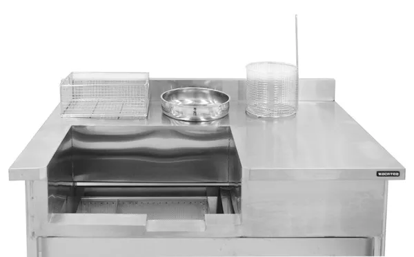 Анонс Стол для панировки с автопросеиванием Kocateq TF 122 SAT - современное оборудование для кухонь общепита