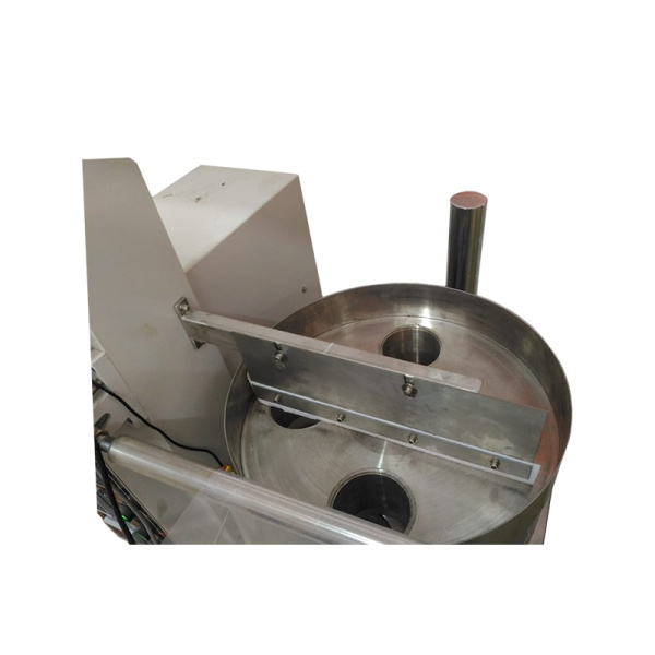  Машина фасовочно-упаковочная Foodatlas HP-200G (500-1000 гр)